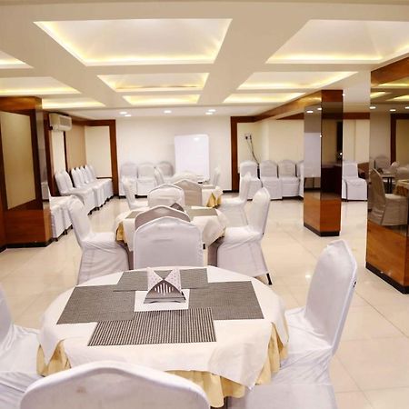 Jāmnagar Hotel Regency מראה חיצוני תמונה