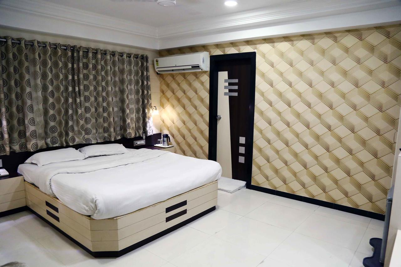 Jāmnagar Hotel Regency מראה חיצוני תמונה