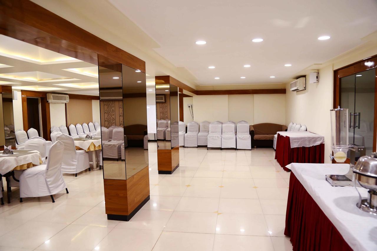 Jāmnagar Hotel Regency מראה חיצוני תמונה