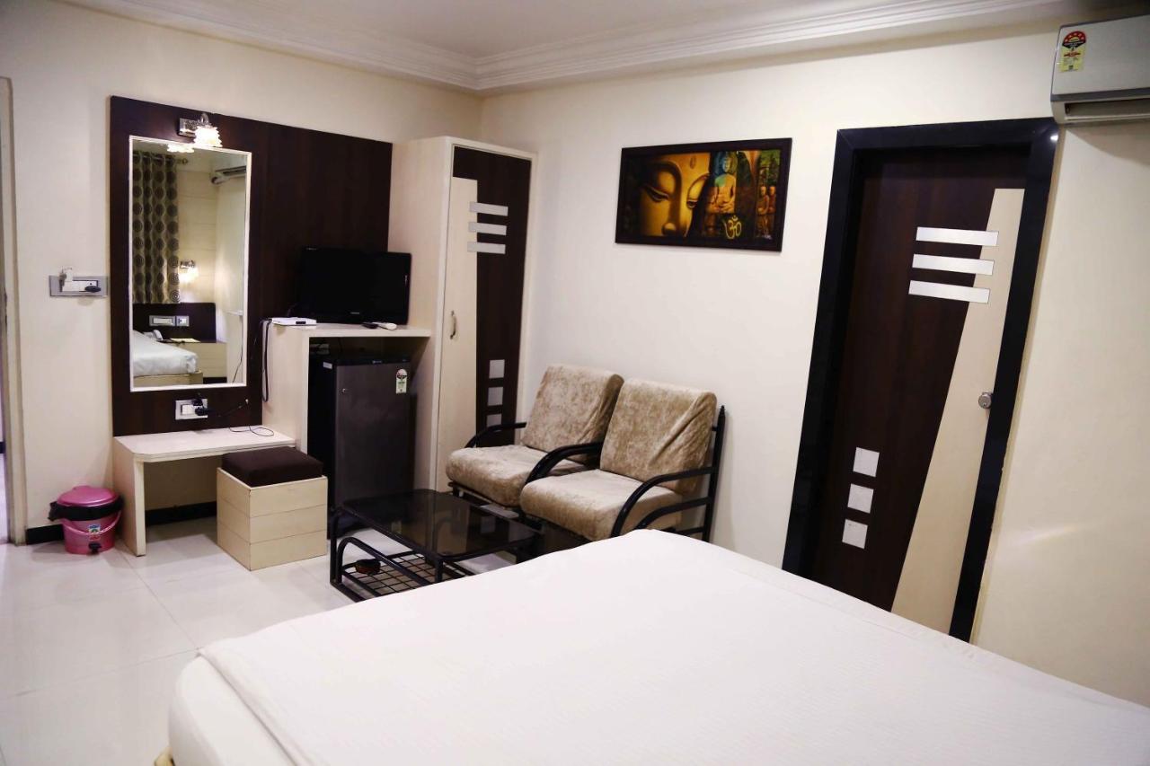 Jāmnagar Hotel Regency מראה חיצוני תמונה
